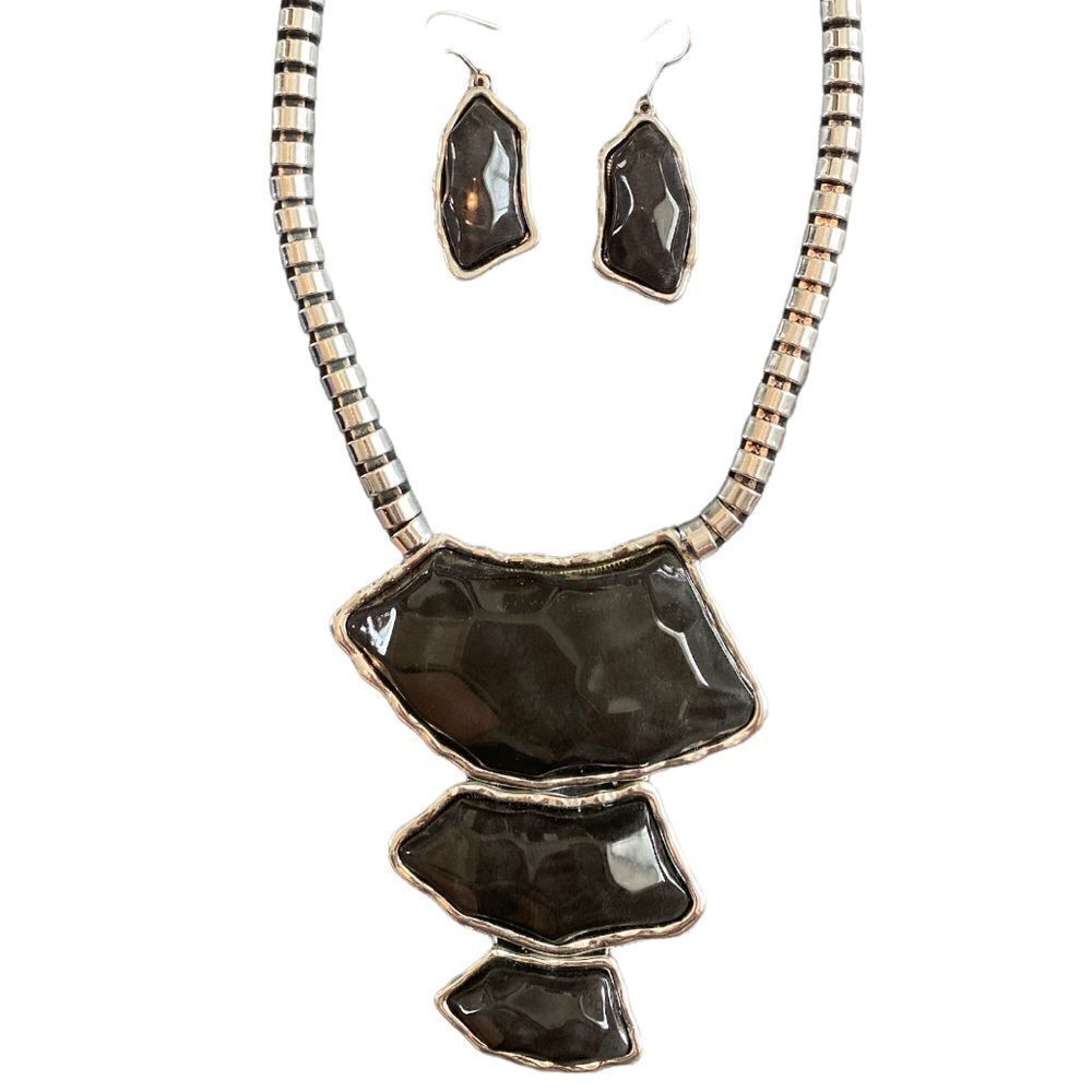 Silver Tone and Black/Gray Large Pendant Necklace with Dangle Drop Earring’s